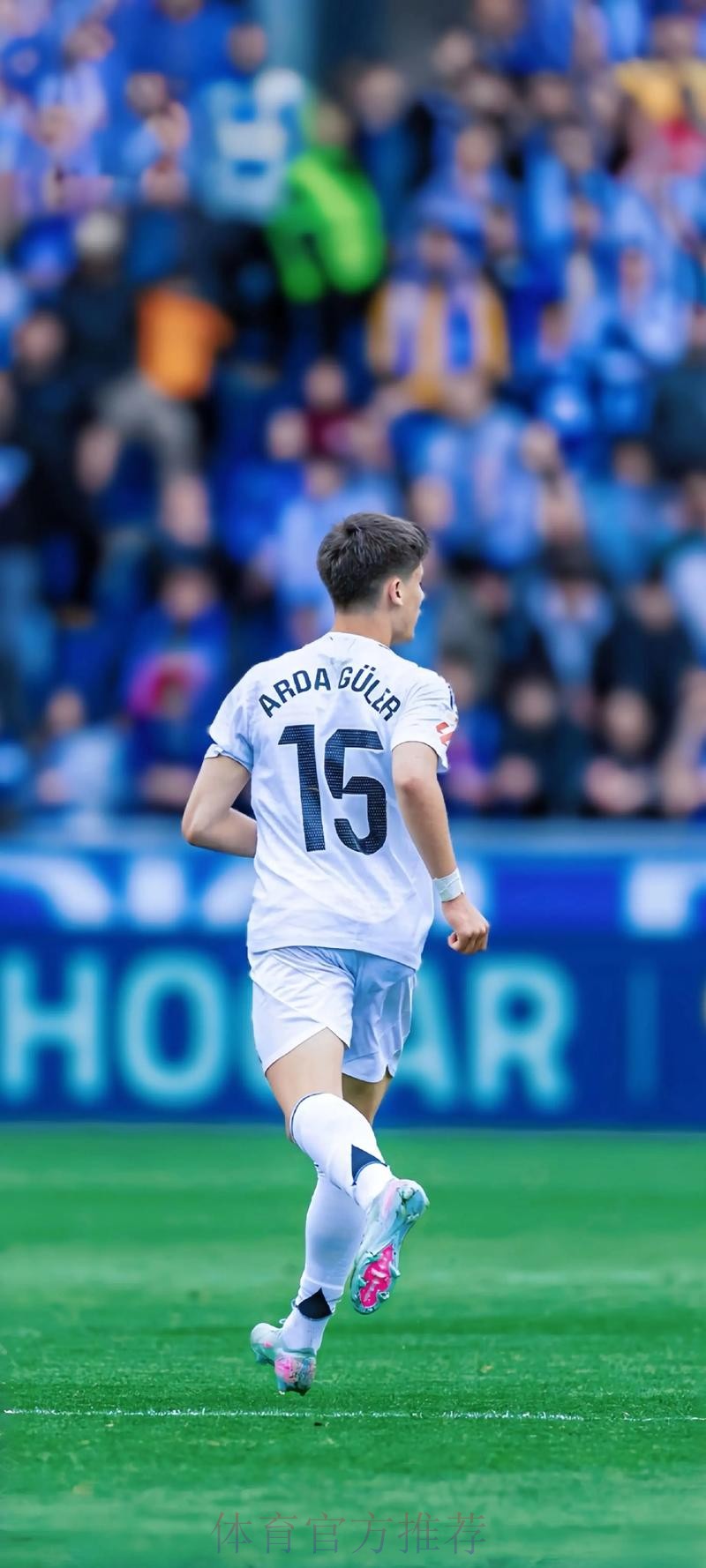 皇马官方:卡马文加右脚踝扭伤 具体伤势有待检查 皇马官方:卡马文加右脚踝扭伤 具体伤势有待检查